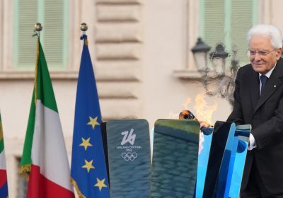 Milano Cortina 2026: President Mattarella lights the brazier for the Olympic flame's journey