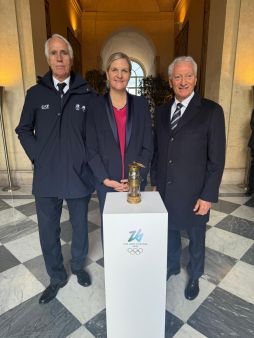 4e6ce70b f8e8 4cc6 a787eb