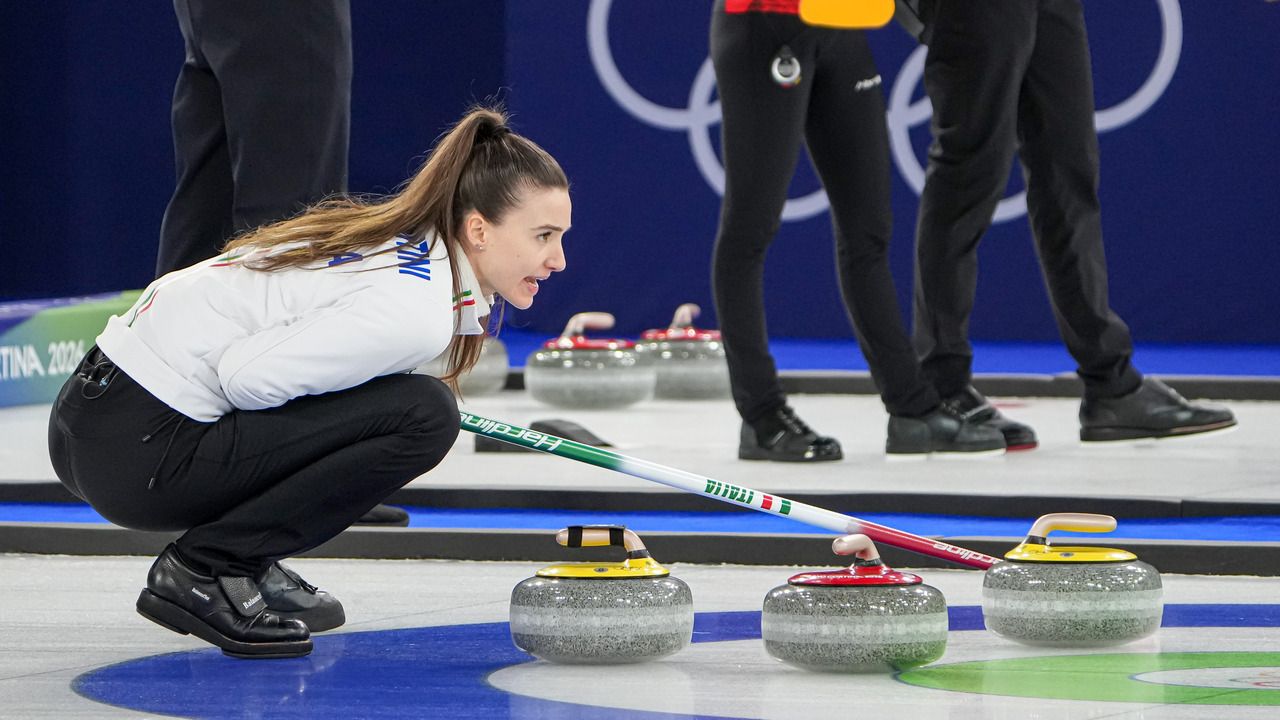 Curling: doppio misto in finale per il bronzo. Prima volta ai quarti per l'Italia femminile di hockey