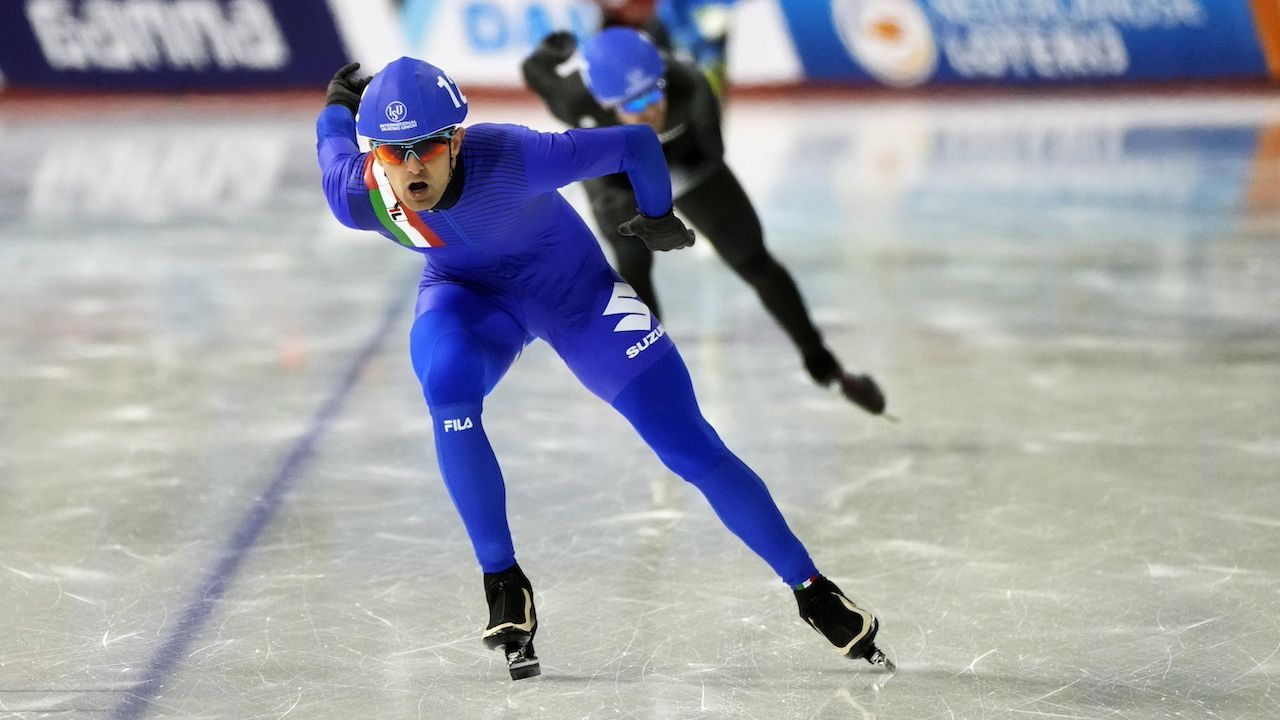 Andrea Giovannini chiude la Coppa del Mondo con il podio nella mass start di Inzell